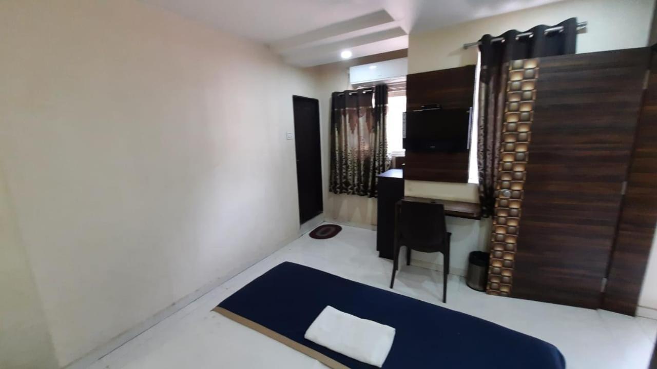 Hotel Royal Treat Kolhapur Exterior foto
