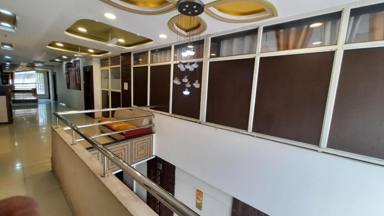 Hotel Royal Treat Kolhapur Exterior foto