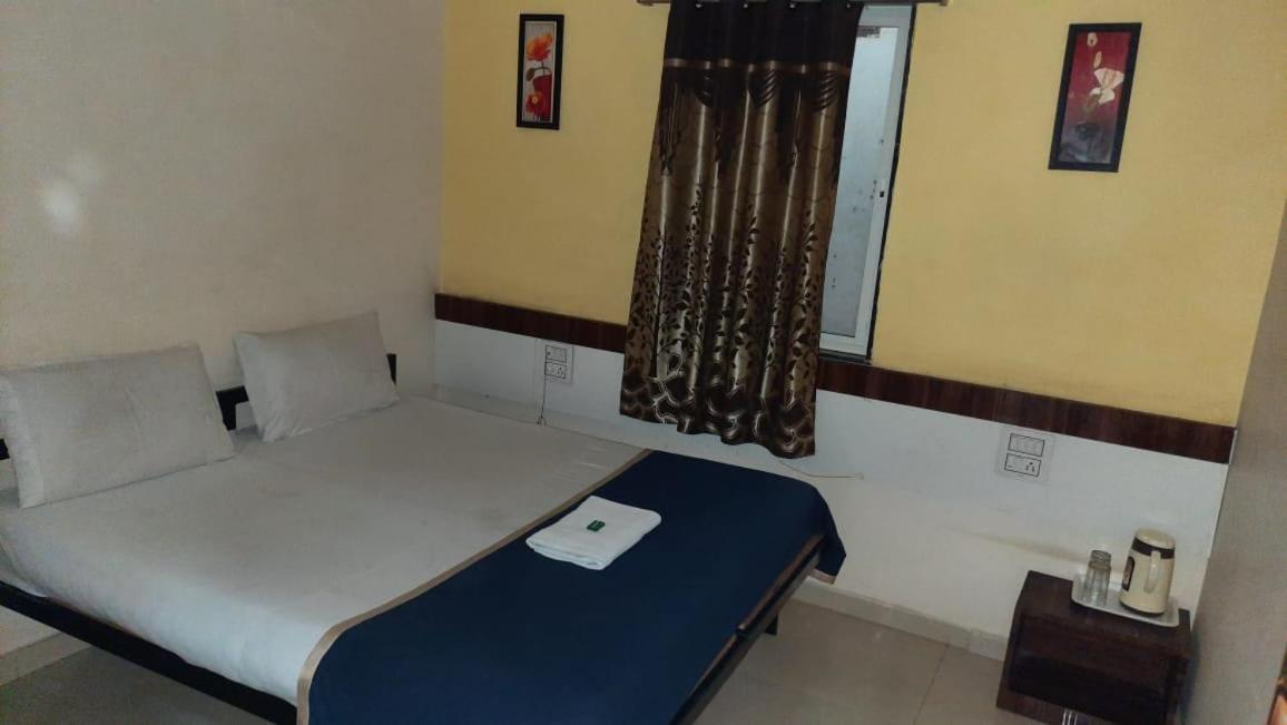 Hotel Royal Treat Kolhapur Exterior foto