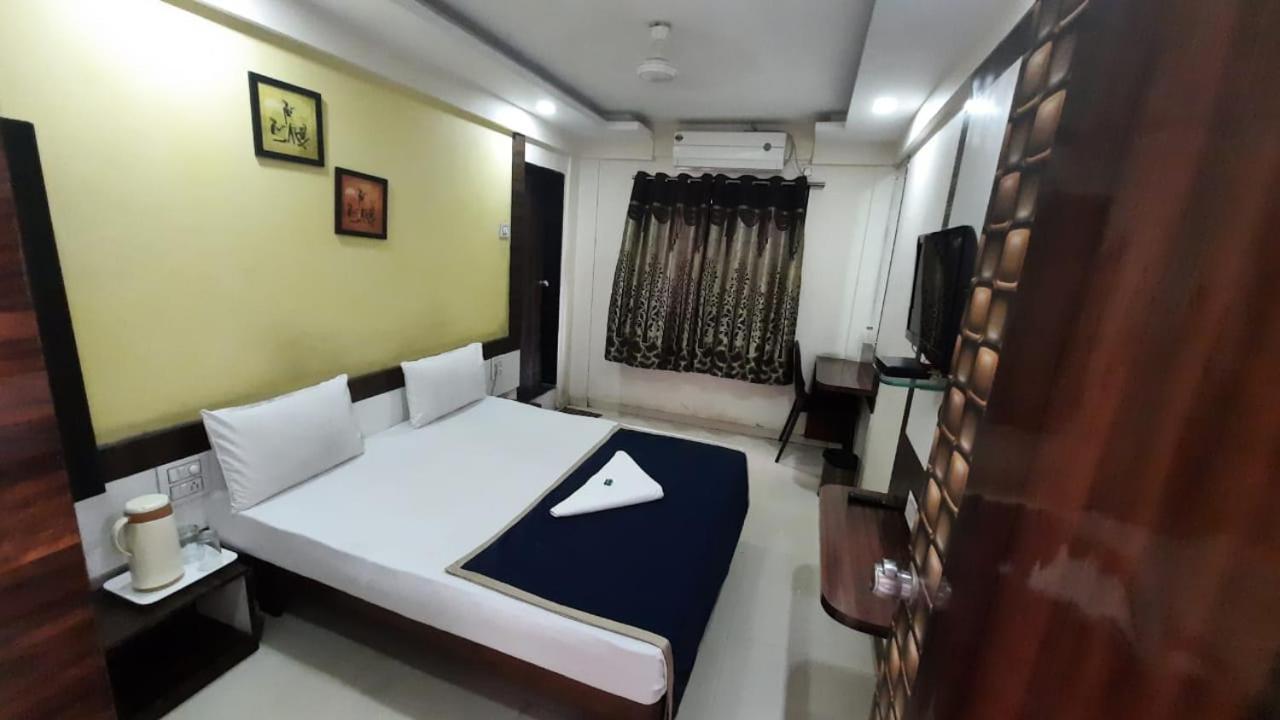 Hotel Royal Treat Kolhapur Exterior foto